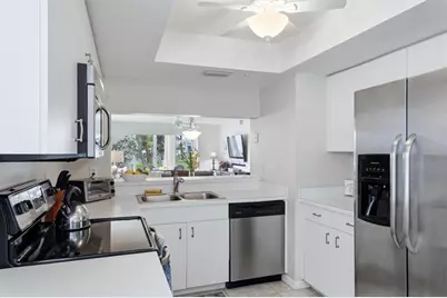 9320 Clubside Circle #2108, Sarasota, FL 34238 - Photo 11