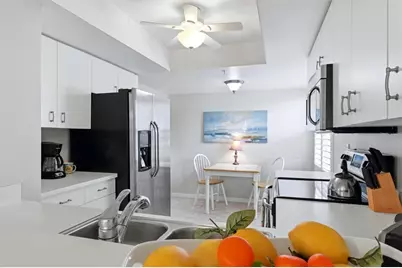 9320 Clubside Circle #2108, Sarasota, FL 34238 - Photo 9