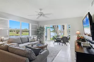 9320 Clubside Cir, Sarasota, FL 34238 - Photo 15