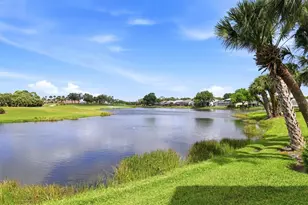 9320 Clubside Cir, Sarasota, FL 34238 - Photo 35