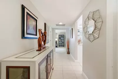 3985 Overlook Bend #16, Sarasota, FL 34232 - Photo 3