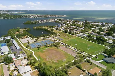 3871 Mariner Drive, Saint Petersburg, FL 33705 - Photo 41