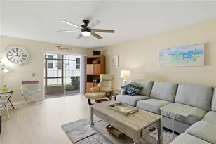 3871 Mariner Dr, Saint Petersburg, FL 33705 - Photo 17