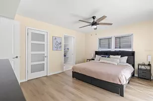 214 Gaines Ave, Sarasota, FL 34243 - Photo 29