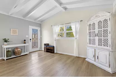 214 Gaines Avenue, Sarasota, FL 34243 - Photo 11