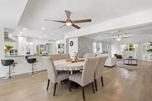 214 Gaines Ave, Sarasota, FL 34243 - Photo 17