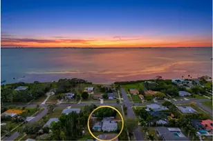 214 Gaines Ave, Sarasota, FL 34243 - Photo 3