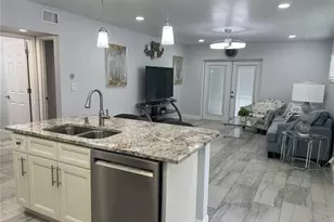 1742 8th St, Sarasota, FL 34236 - Photo 5