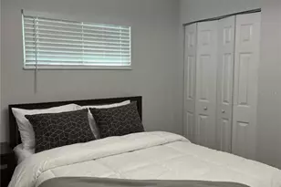 1742 8th St, Sarasota, FL 34236 - Photo 15