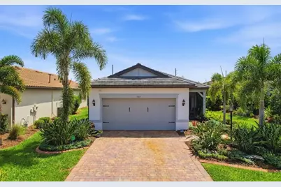 7017 Hanover Court, Bradenton, FL 34202 - Photo 1