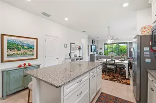 7017 Hanover Ct, Bradenton, FL 34202 - Photo 11