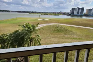 6474 Water Crest Way, Lakewood Ranch, FL 34202 - Photo 3