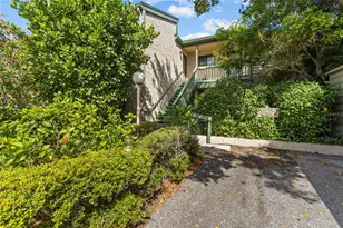 1511 Pelican Point Dr, Sarasota, FL 34231 - Photo 1