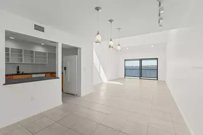 1511 Pelican Point Drive #279, Sarasota, FL 34231 - Photo 5