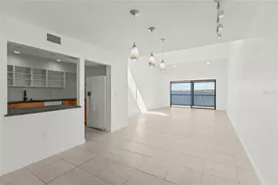 1511 Pelican Point Dr, Sarasota, FL 34231 - Photo 5