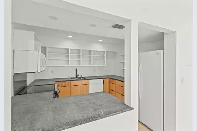 1511 Pelican Point Drive #279, Sarasota, FL 34231 - Photo 7