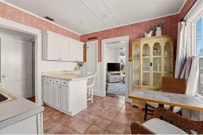 2330 7th Avenue W, Bradenton, FL 34205 - Photo 13