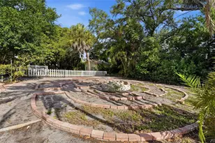 2330 7th Ave W, Bradenton, FL 34205 - Photo 31