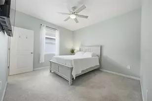 18026 Fattoria Ter, Bradenton, FL 34211 - Photo 29