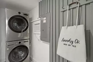 3663 Egerton Cir, Sarasota, FL 34233 - Photo 33