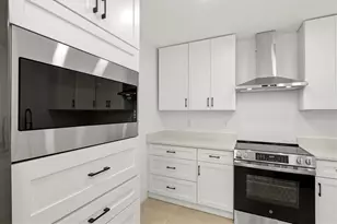 3663 Egerton Cir, Sarasota, FL 34233 - Photo 27