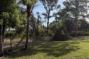 203 Rubens Dr, Nokomis, FL 34275 - Photo 17