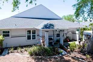 11009 Jasmine Cir, Bradenton, FL 34209 - Photo 5