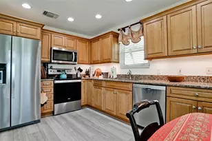 11009 Jasmine Cir, Bradenton, FL 34209 - Photo 15