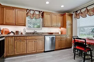 11009 Jasmine Cir, Bradenton, FL 34209 - Photo 17