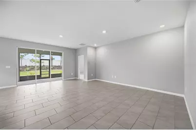 5719 Woodland Sage Drive, Sarasota, FL 34238 - Photo 5