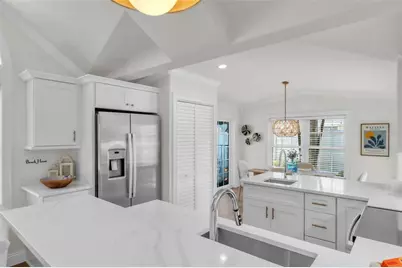 215 67th Street #6, Holmes Beach, FL 34217 - Photo 11