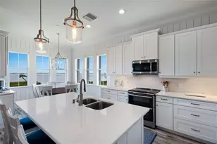 318 Compass Point Dr, Bradenton, FL 34209 - Photo 13