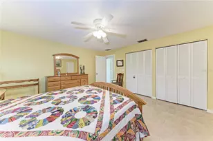 7160 Fairway Bend Cir, Sarasota, FL 34243 - Photo 21