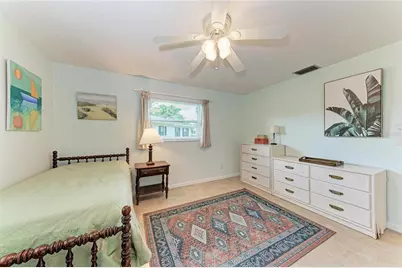 7160 Fairway Bend Cir, Sarasota, FL 34243 - Photo 25