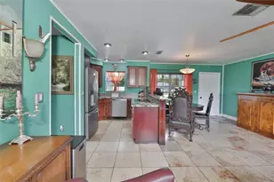 6907 9th Ave NW, Bradenton, FL 34209 - Photo 13