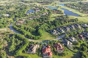 3433 Founders Club Dr, Sarasota, FL 34240 - Photo 23