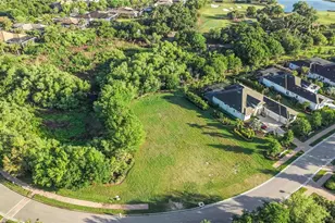 3433 Founders Club Dr, Sarasota, FL 34240 - Photo 17