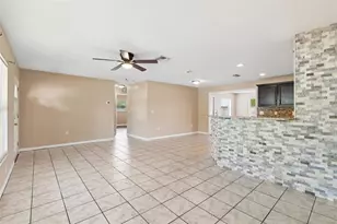 4018 Prado Dr, Sarasota, FL 34235 - Photo 5