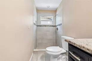 4018 Prado Dr, Sarasota, FL 34235 - Photo 45