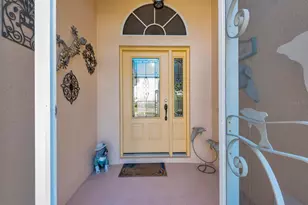 6835 Winslow St, Sarasota, FL 34243 - Photo 5