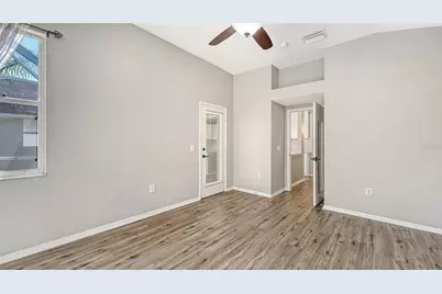 12069 Winding Woods Way, Lakewood Ranch, FL 34202 - Photo 15