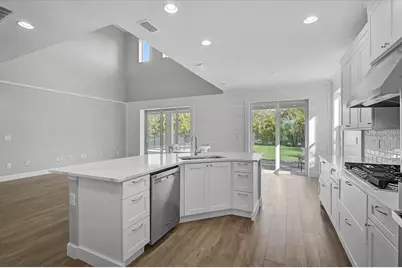 5786 Inkberry Circle, Sarasota, FL 34238 - Photo 13