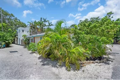 1761 Siesta Dr & 1760 Wisconsin Ln, Sarasota, FL 34239 - Photo 43