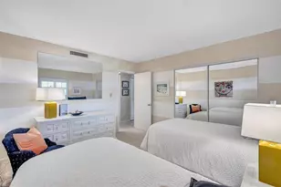 6140 Midnight Pass Rd, Sarasota, FL 34242 - Photo 31