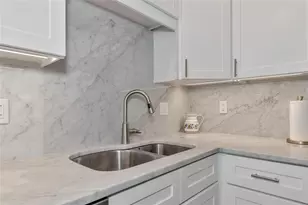 504 Woodstork Cir, Bradenton, FL 34209 - Photo 7