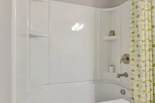 5434 Tripoli Dr, Palmetto, FL 34221 - Photo 47