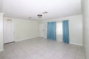 18057 SW 37th St, Dunnellon, FL 34432 - Photo 3