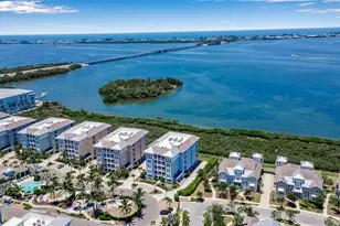 376 Aruba Cir, Bradenton, FL 34209 - Photo 9