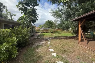 5012 Woodlawn Cir W, Palmetto, FL 34221 - Photo 19