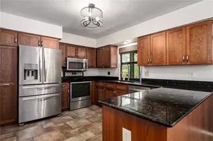 5012 Woodlawn Cir W, Palmetto, FL 34221 - Photo 3